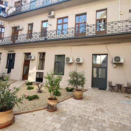 Central Apartment With 2 Bedrooms And 2 Bathrooms أرادايا المظهر الخارجي الصورة